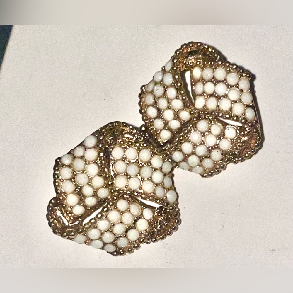 Vintage faux pearl earrings